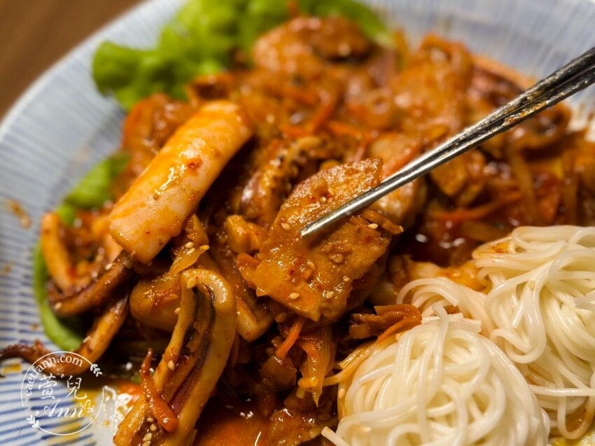韓濟蔘雞湯專門店|獨特韓式漢方料理 免出國也能吃到韓式特色燉湯料理 林森北路七條通 中山捷運站 - 萱兒Ann玩樂生活