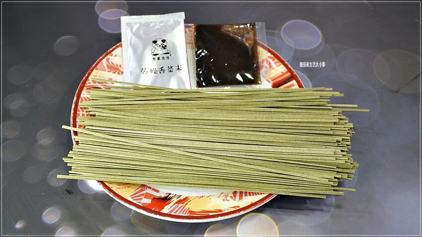 彰化香菜拌麵推薦香菜先生回購率100%，綠麵條Q彈必吃推薦。