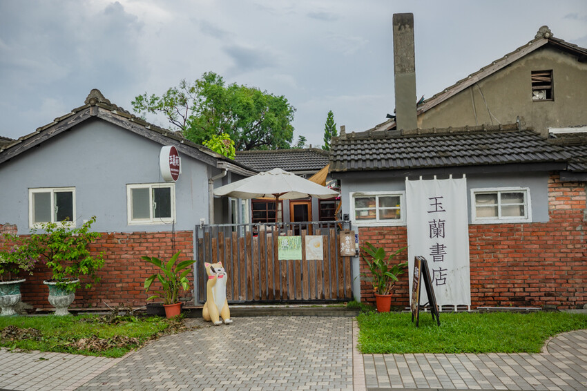 鳳山榕樹下綿綿冰,老屋黃埔新村清涼美食。