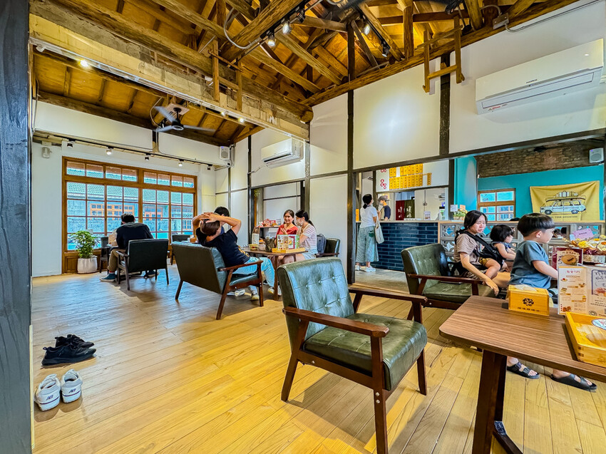 鳳山榕樹下綿綿冰,老屋黃埔新村清涼美食。