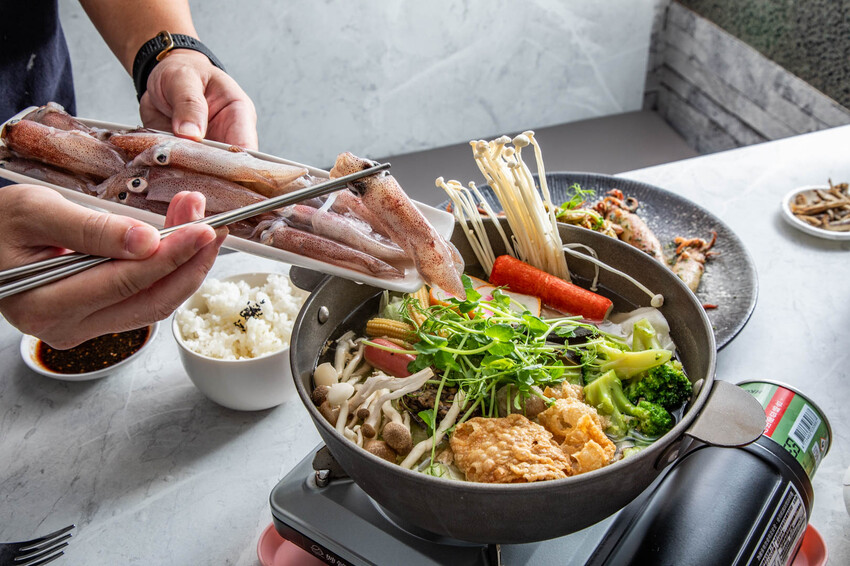 萬里蟹只要150元！金山隱藏海鮮餐廳，新北海鮮推薦。