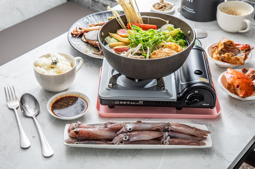 萬里蟹只要150元！金山隱藏海鮮餐廳，新北海鮮推薦。