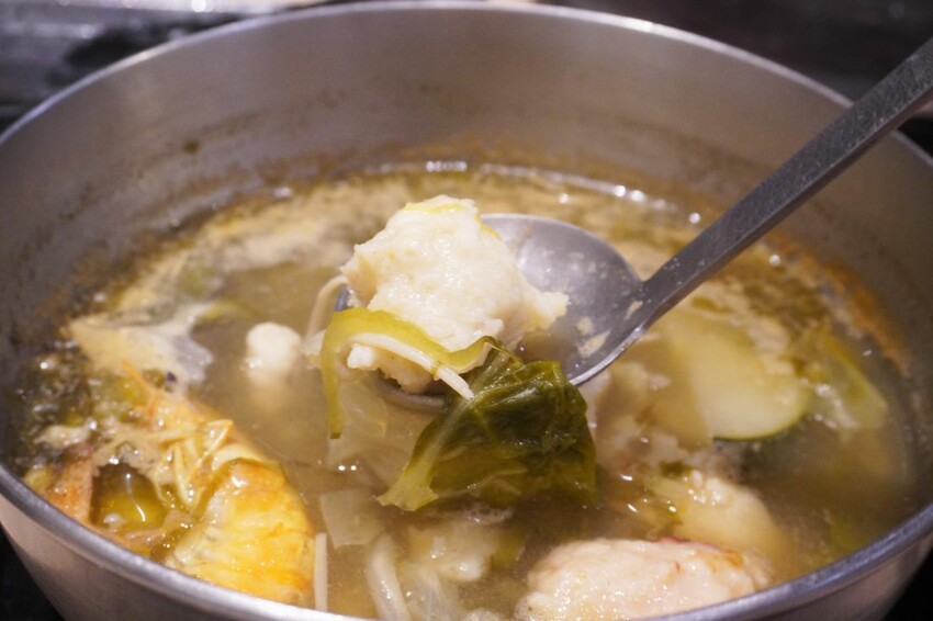 桃園火鍋推薦｜汆鍋上選鍋物中壢SOGO店｜來中壢SOGO逛百貨吃美食，特色湯底讓人回味無窮(附菜單) – 袁彬的美食旅遊筆記