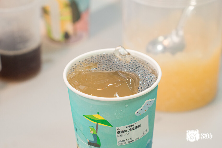 大甲手搖飲推薦｜國王的茶大甲文武店開幕，大容量960cc手搖開喝，5/13–5/18買一送一 - 莎笠，小日子