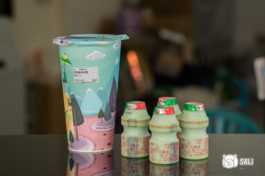 大甲手搖飲推薦｜國王的茶大甲文武店開幕，大容量960cc手搖開喝，5/13–5/18買一送一 - 莎笠，小日子