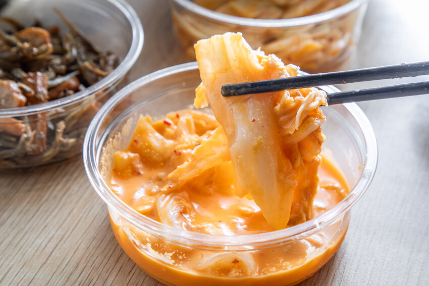 中壢爆紅牛肉麵！超厚牛排等級必吃美食。