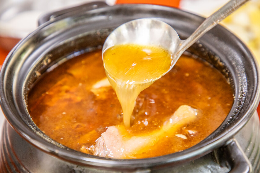 新北萬里安安土雞城，無招牌隱藏版土雞美食。