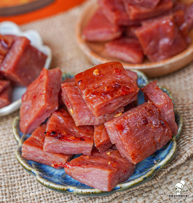 傳承老左營超過40年的肉乾小開，肉乾就是要厚片才好吃 X 堅持手工製作肉乾、高雄伴手禮必買厚片肉乾 - 跟著尼力吃喝玩樂＆親子生活