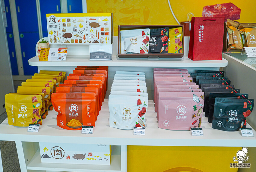 傳承老左營超過40年的肉乾小開，肉乾就是要厚片才好吃 X 堅持手工製作肉乾、高雄伴手禮必買厚片肉乾 - 跟著尼力吃喝玩樂＆親子生活