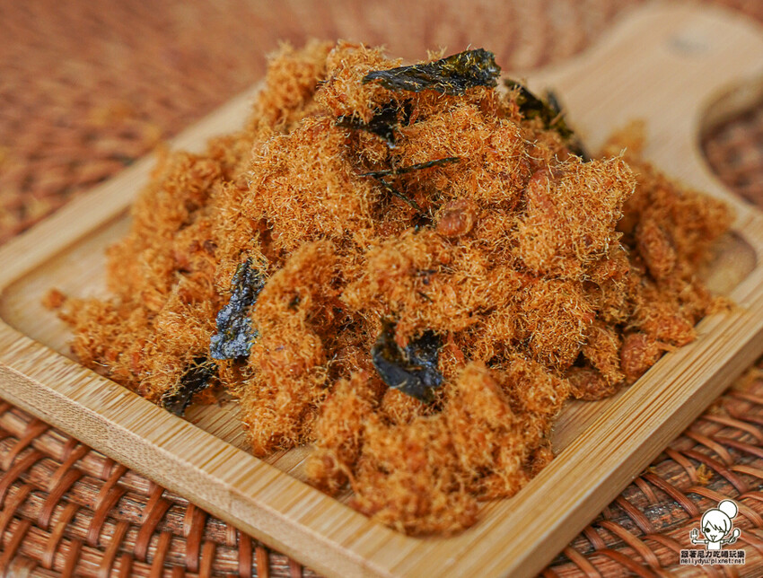 傳承老左營超過40年的肉乾小開，肉乾就是要厚片才好吃 X 堅持手工製作肉乾、高雄伴手禮必買厚片肉乾 - 跟著尼力吃喝玩樂＆親子生活