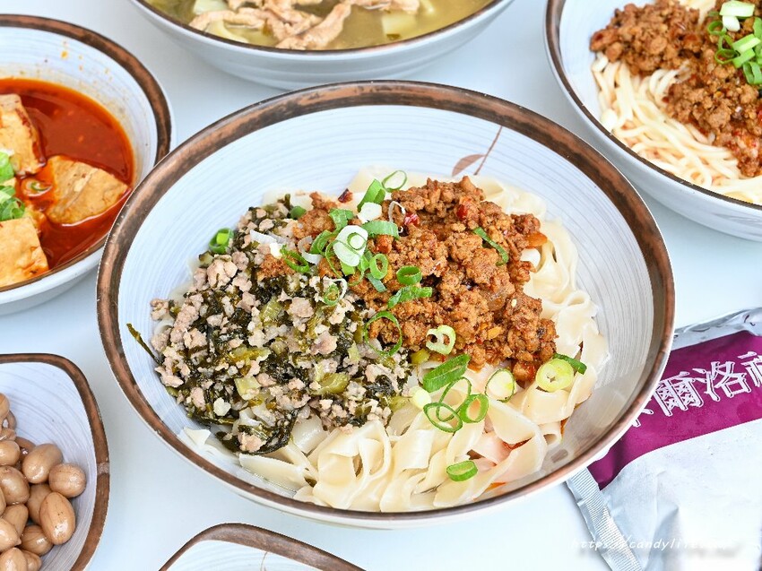 辣舌麵館｜愛吃辣必訪！最近被推爆的上海麵食，激推招牌麻辣雪菜拌麵，香辣爽口一試成主顧 - 糖糖's 享食生活