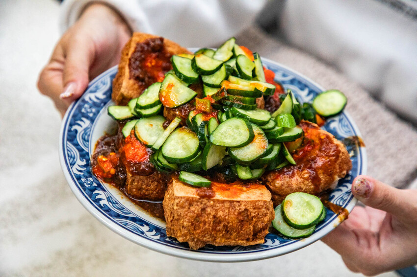 彰化員林美食必吃！隱藏版巨無霸臭豆腐，舊電信局臭豆腐一塊抵兩塊超過癮。