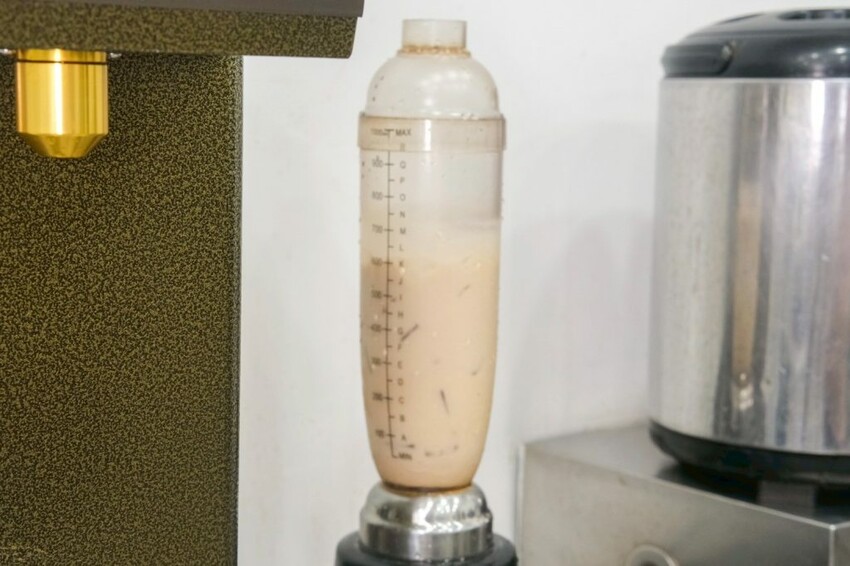 HOW’z TEA 好世茶｜咀嚼控必收的隱藏版手搖店，黑糖Q粿奶茶限時買一送一！ - 肉依小姐吃什麼