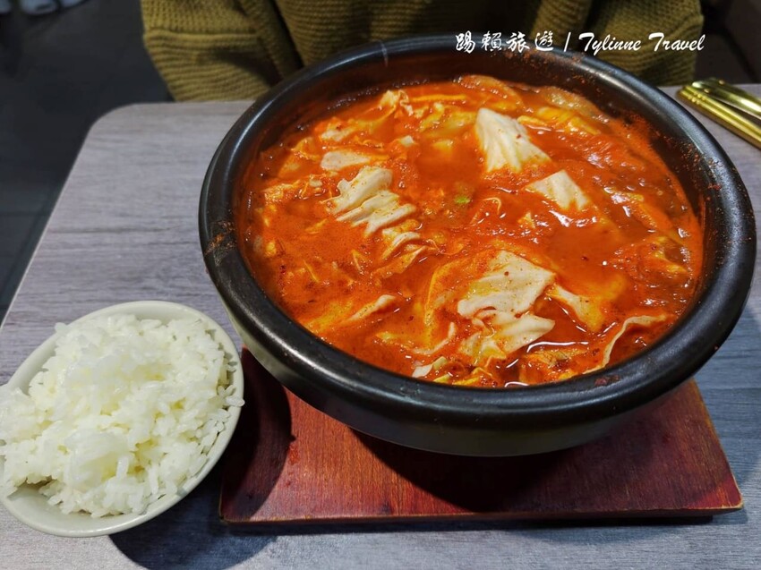 新北市中和區新北市中和區【新北美食】不韓 韓式料理便當專賣店，道地韓國美味 | 口味多樣份量大、涼拌小菜拼盤 | 韓式餐廳、中和美食推薦