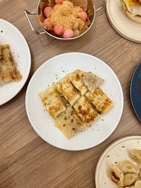 【桃園龜山早午餐】早點來吃-桃園龜山店 x 早餐就要來一盤！