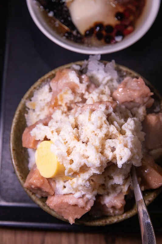 寧夏夜市冰霖古早味豆花！紅豆粉圓豆花30年老店，孤獨的美食家五郎也愛。