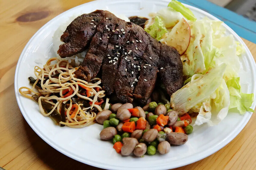 日月潭景觀餐廳推薦，眺Tiao，水社碼頭咖啡廳，270度湖景