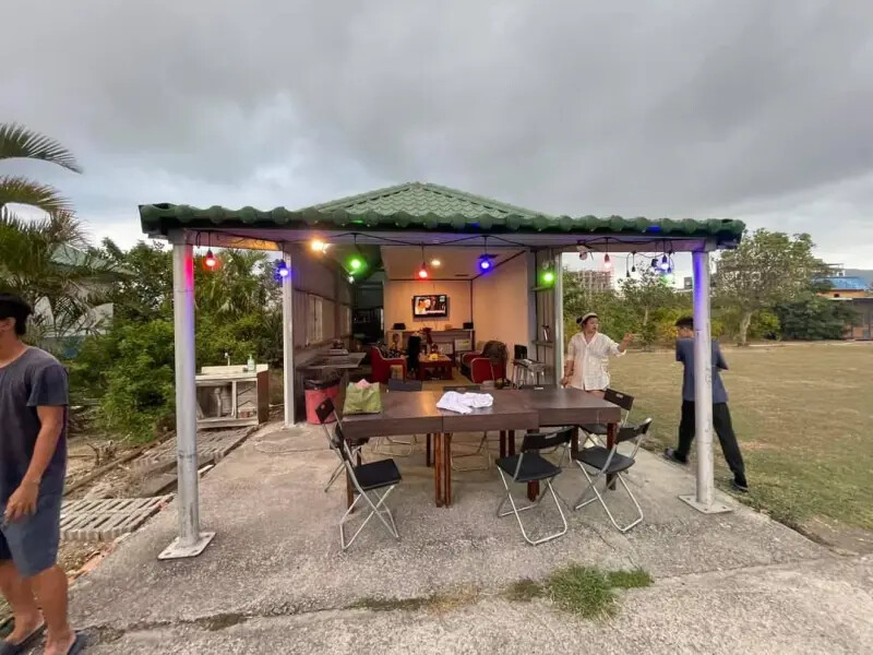 想找烤肉戲水民宿？這家墾丁包棟推，回鄉大空間。