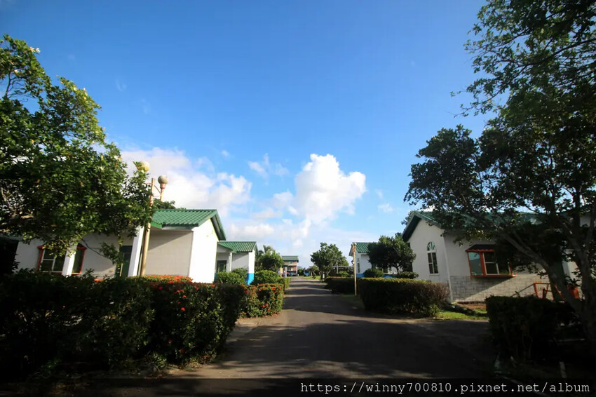 想找烤肉戲水民宿？這家墾丁包棟推，回鄉大空間。