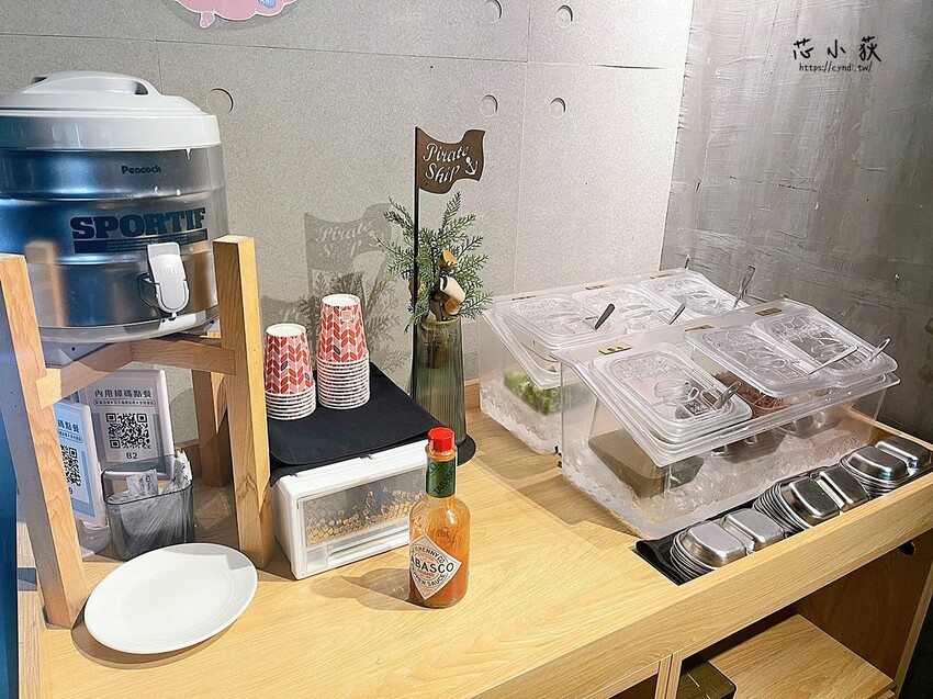 8德司創意餐館 一中店，台中中友百貨330元起義式料理，獨家Q麵必吃，海鮮塔蒸煮火鍋，店內享雞湯暢飲+冰淇淋自助吧無限吃 - Cyndi loves享食天堂