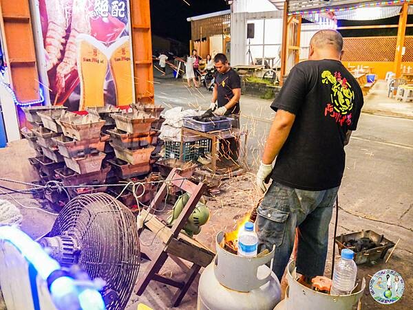 綠島必吃美食推薦！阿剛炭烤高CP值燒烤吃到飽，自助式BBQ飽到天靈蓋。