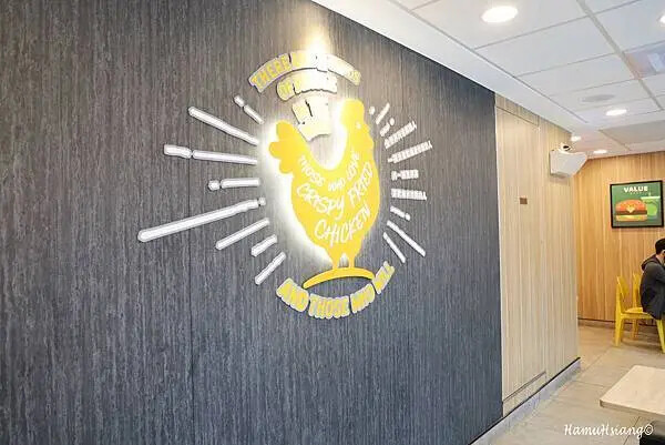 蘆洲德克士脆皮炸雞必吃推薦！超酥脆超多汁，358道工序造就完美酥脆。