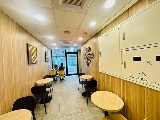 蘆洲德克士脆皮炸雞必吃推薦！超酥脆超多汁，358道工序造就完美酥脆。