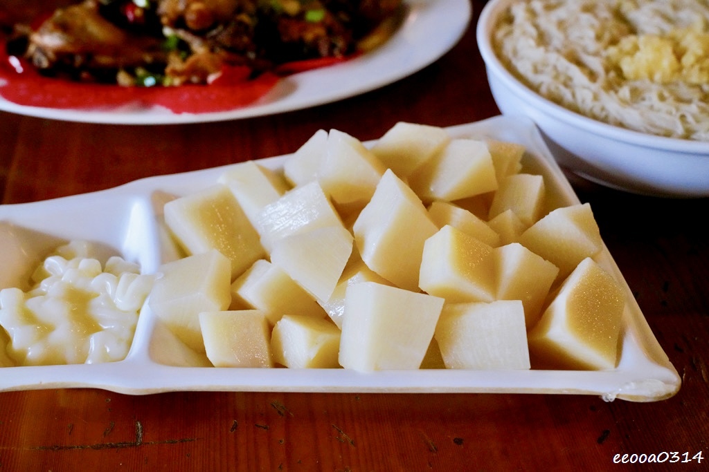 台南龍崎美食|王家燻羊肉,隱身山中的在地老味道,古法燻羊肉香 台南龍崎美食|王家燻羊肉,隱身山中的在地老味道,古法燻羊肉香