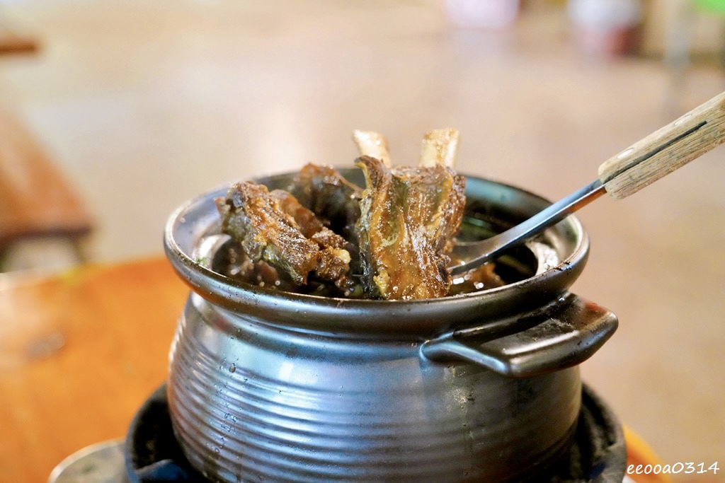 台南龍崎美食|王家燻羊肉,隱身山中的在地老味道,古法燻羊肉香 台南龍崎美食|王家燻羊肉,隱身山中的在地老味道,古法燻羊肉香