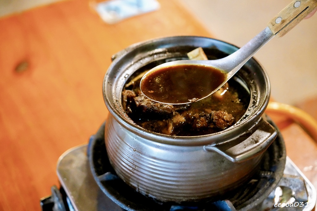 台南龍崎美食|王家燻羊肉,隱身山中的在地老味道,古法燻羊肉香 台南龍崎美食|王家燻羊肉,隱身山中的在地老味道,古法燻羊肉香