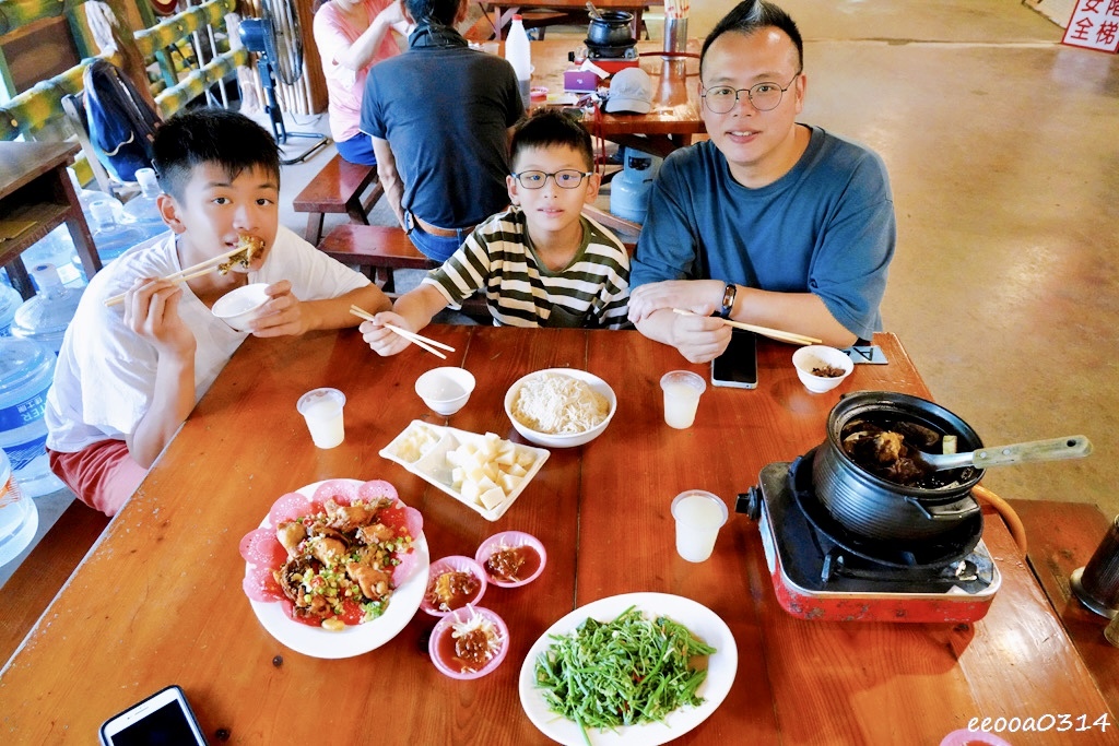 台南龍崎美食|王家燻羊肉,隱身山中的在地老味道,古法燻羊肉香 台南龍崎美食|王家燻羊肉,隱身山中的在地老味道,古法燻羊肉香