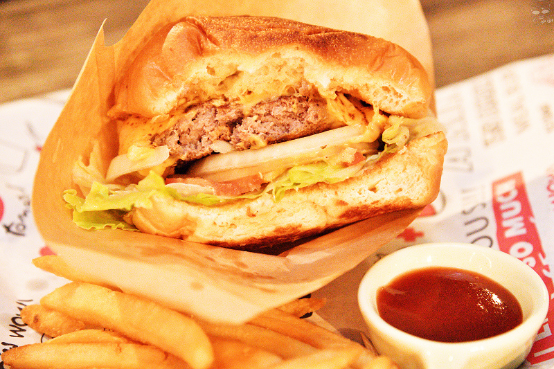 【台中夜景推薦】Rico Noche cafe，台中夜景咖啡