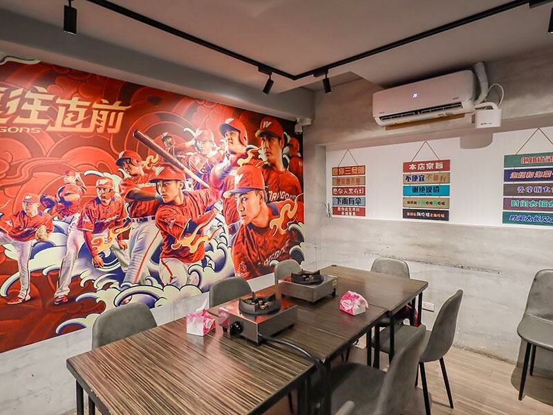 秋冬進補首選，新竹老食品螃蟹薑母鴨登場，新竹東門市場美食。