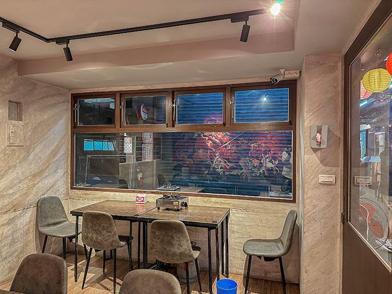 秋冬進補首選，新竹老食品螃蟹薑母鴨登場，新竹東門市場美食。