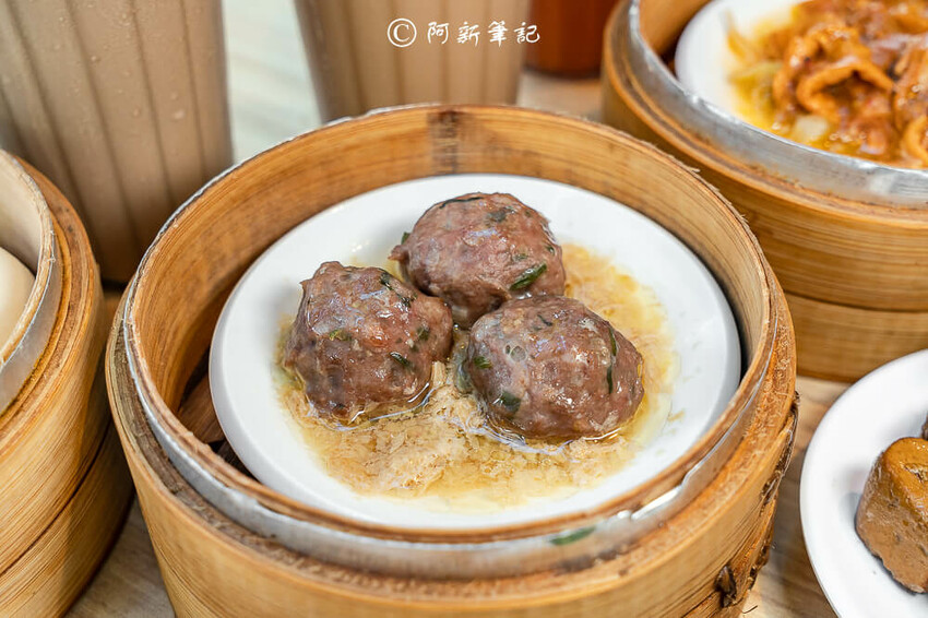 台中平價港點推薦八玖鼎學士店多人聚餐好去處，CP港點餐首選。