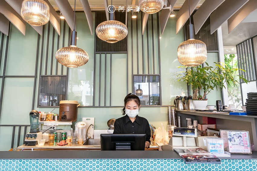 台中平價港點推薦八玖鼎學士店多人聚餐好去處，CP港點餐首選。