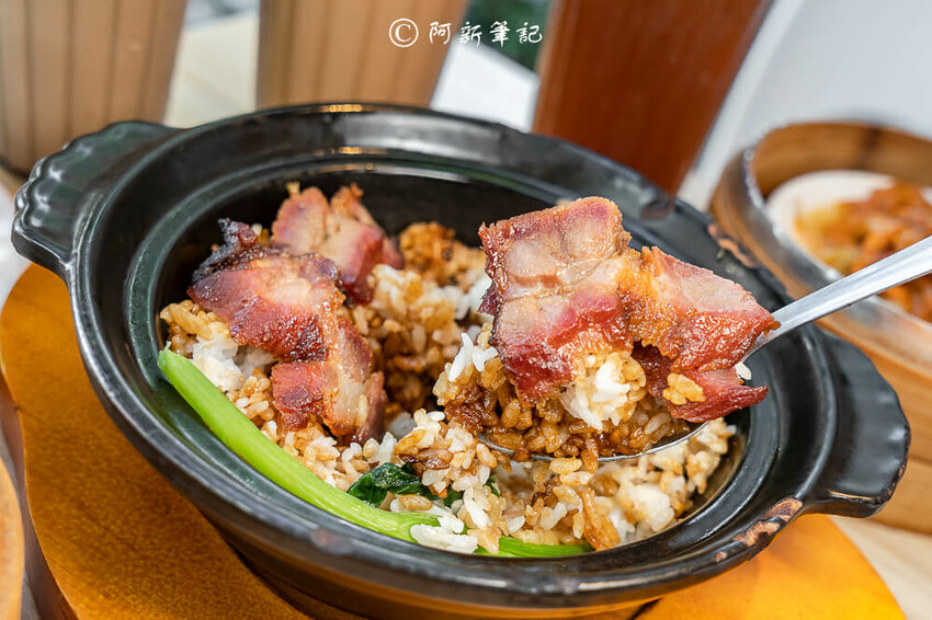 台中平價港點推薦八玖鼎學士店多人聚餐好去處，CP港點餐首選。