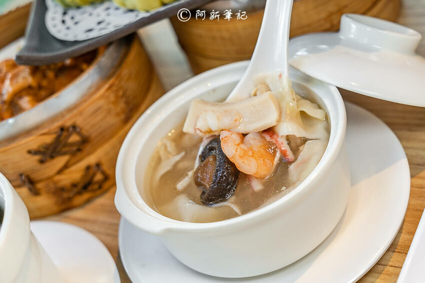 台中平價港點推薦八玖鼎學士店多人聚餐好去處，CP港點餐首選。