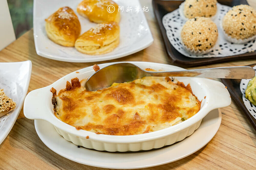 台中平價港點推薦八玖鼎學士店多人聚餐好去處，CP港點餐首選。