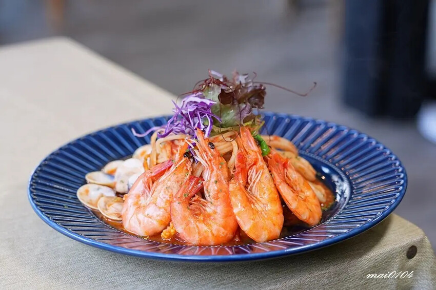 桃園平鎮美食｜鹿途咖啡LU•TU～充滿綠色植栽的早午餐、義大