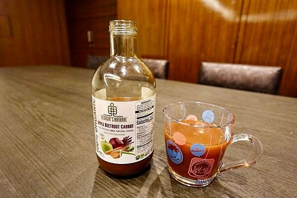 台北日華好物推薦夏威夷豆腰果蔬果原汁，推薦信義區健康補給站。