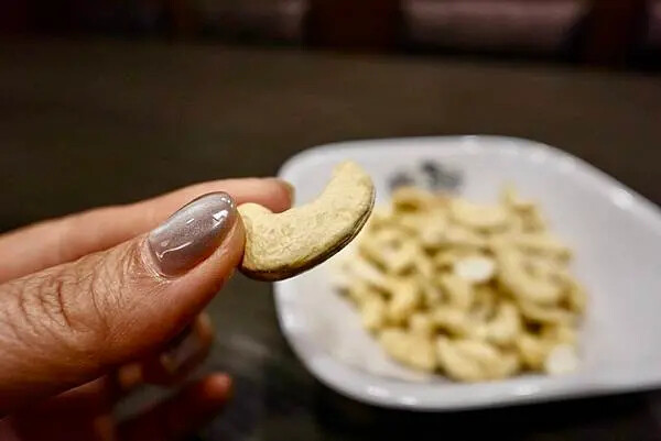 台北日華好物推薦夏威夷豆腰果蔬果原汁，推薦信義區健康補給站。