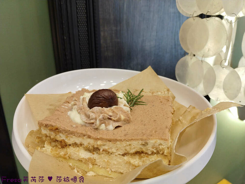 台中大雅19House牛排推薦三拼肉量超滿足,人氣拼盤吃肉喝到飽。