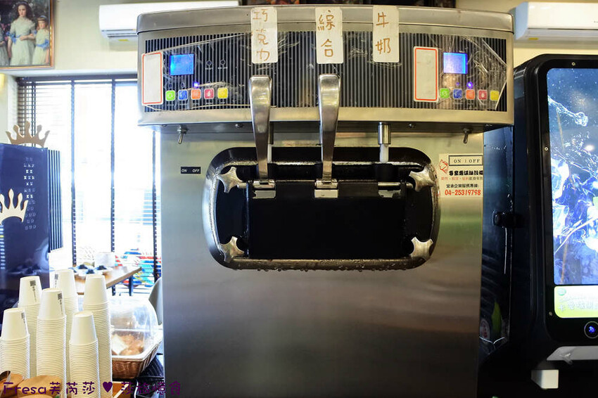 台中大雅19House牛排推薦三拼肉量超滿足,人氣拼盤吃肉喝到飽。