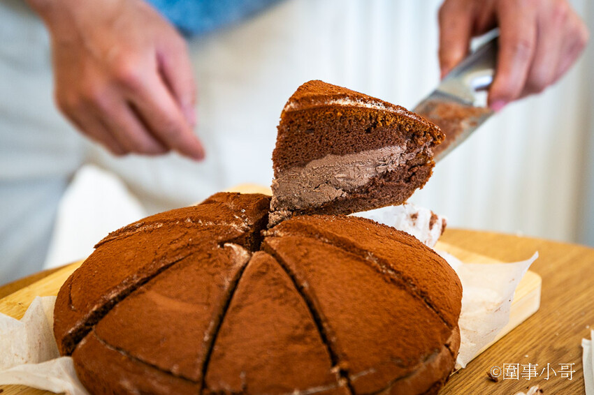 桃園內壢美食景點-卡比拉拉,超萌水豚君們圍繞著各式的手工點心大樹,太可愛了!!!(邀約 @圍事小哥的幸福相框