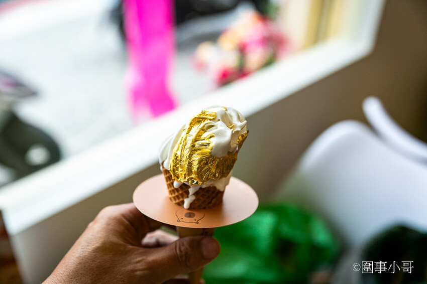 桃園內壢美食景點-卡比拉拉,超萌水豚君們圍繞著各式的手工點心大樹,太可愛了!!!(邀約 @圍事小哥的幸福相框