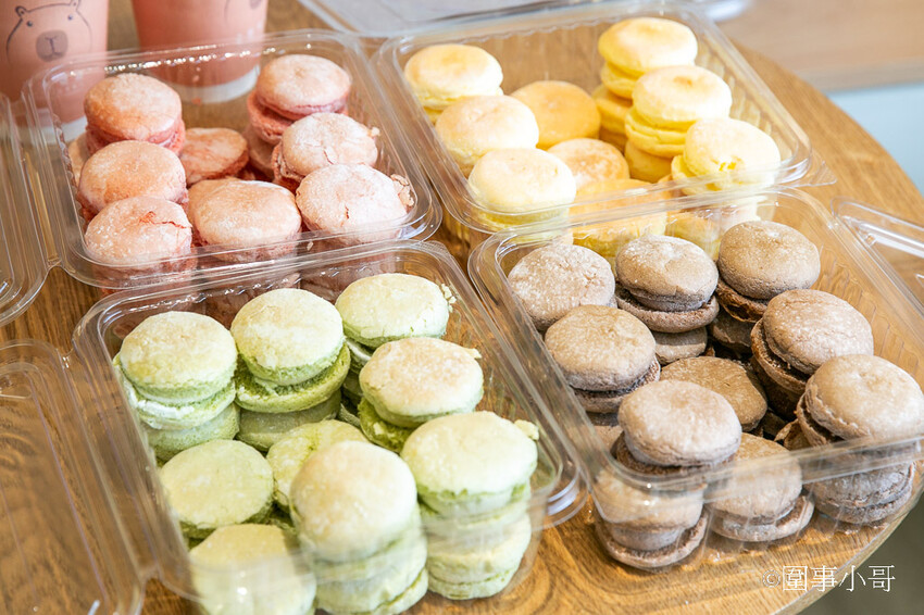 桃園內壢美食景點-卡比拉拉,超萌水豚君們圍繞著各式的手工點心大樹,太可愛了!!!(邀約 @圍事小哥的幸福相框