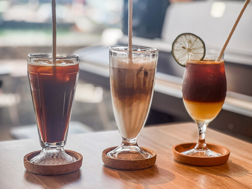 金山磺港人氣海景咖啡廳海上日出,絕美景觀咖啡廳。