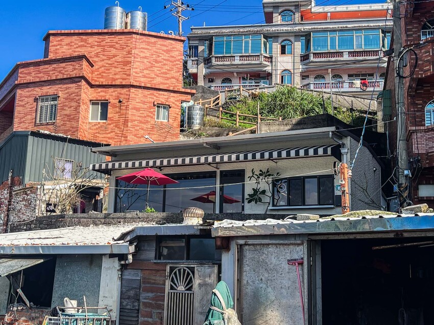 金山磺港人氣海景咖啡廳海上日出,絕美景觀咖啡廳。