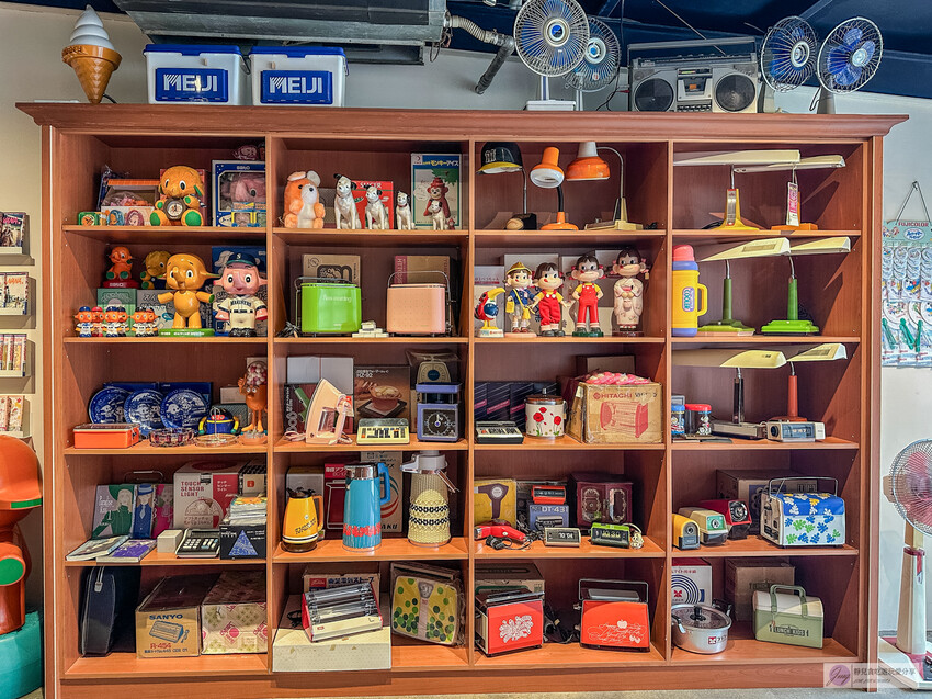 桃園火車站旁昭和復古咖啡廳推薦，鄰近桃園火車站。